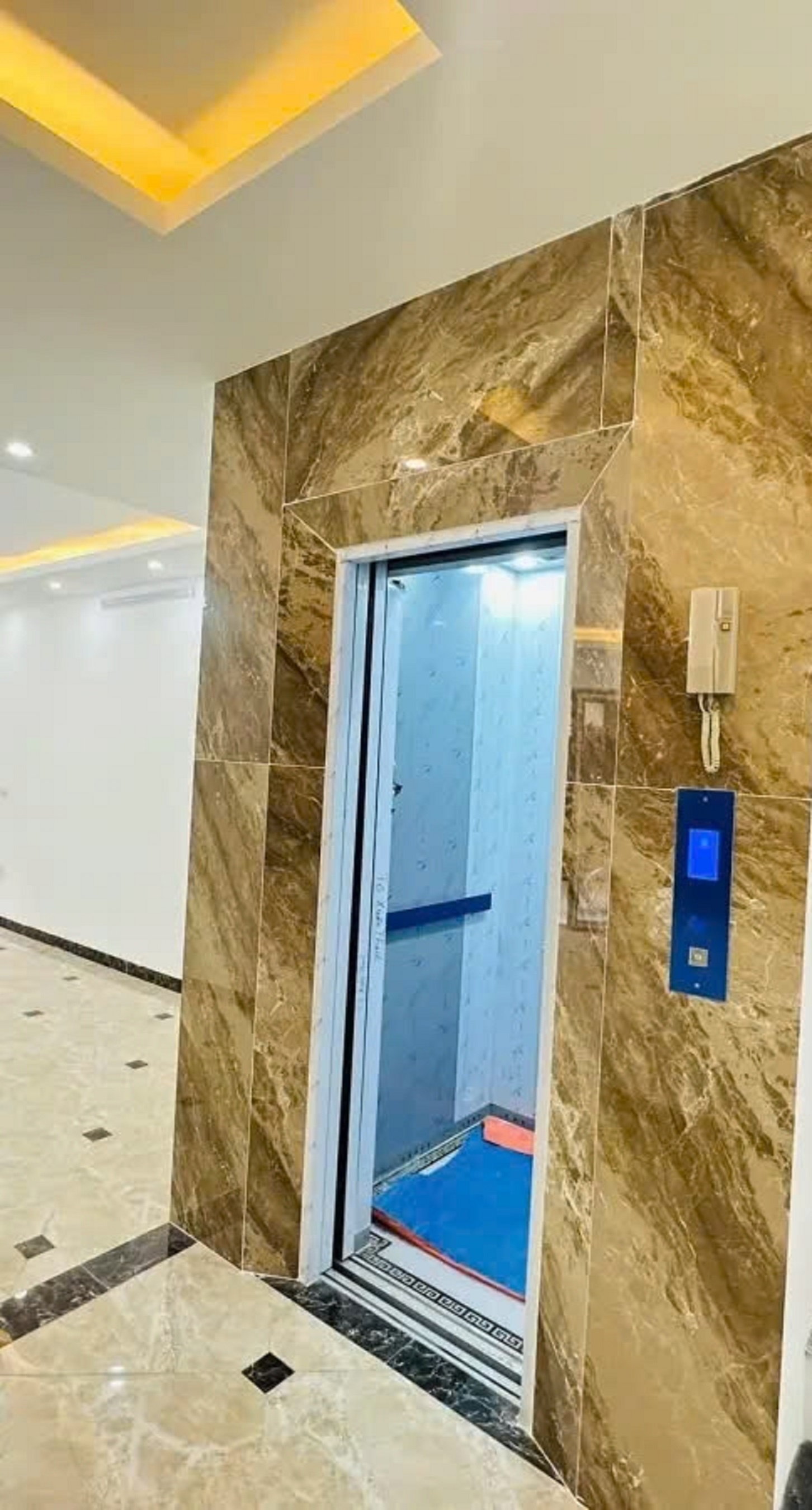 Nhà tôi cho thuê nhà mới, hai cửa đi, Trần Đại Nghĩa, 99m2x 5T vỉa hè 30 Tr - Ảnh chính
